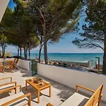 Vera Villa - Brand New Seafront Villa!